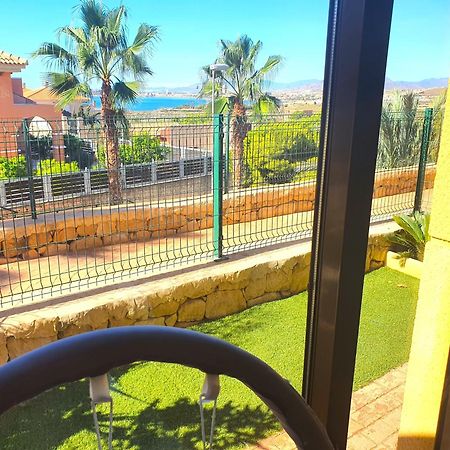 Apartamento Con Hermoso Jardin Y Ac Isla Plana Esterno foto