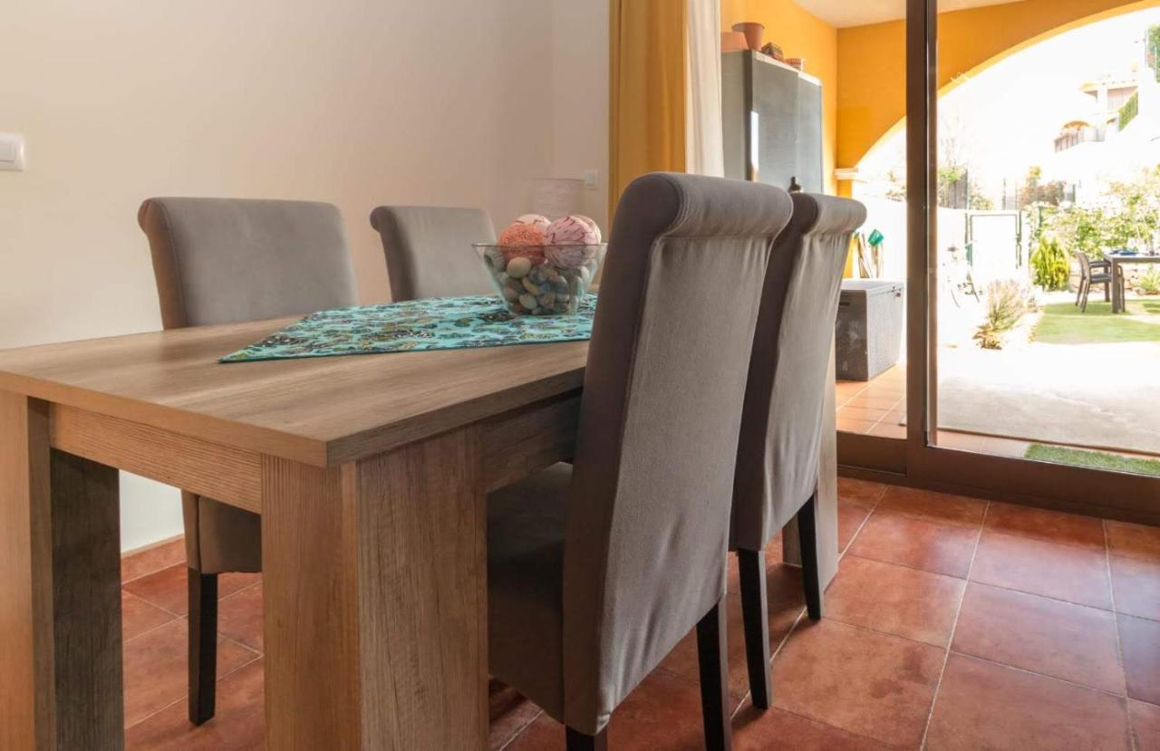 Apartamento Con Hermoso Jardin Y Ac Isla Plana Esterno foto