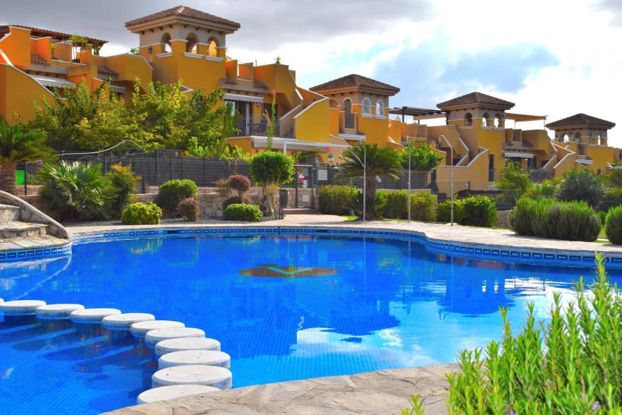 Apartamento Con Hermoso Jardin Y Ac Isla Plana Esterno foto
