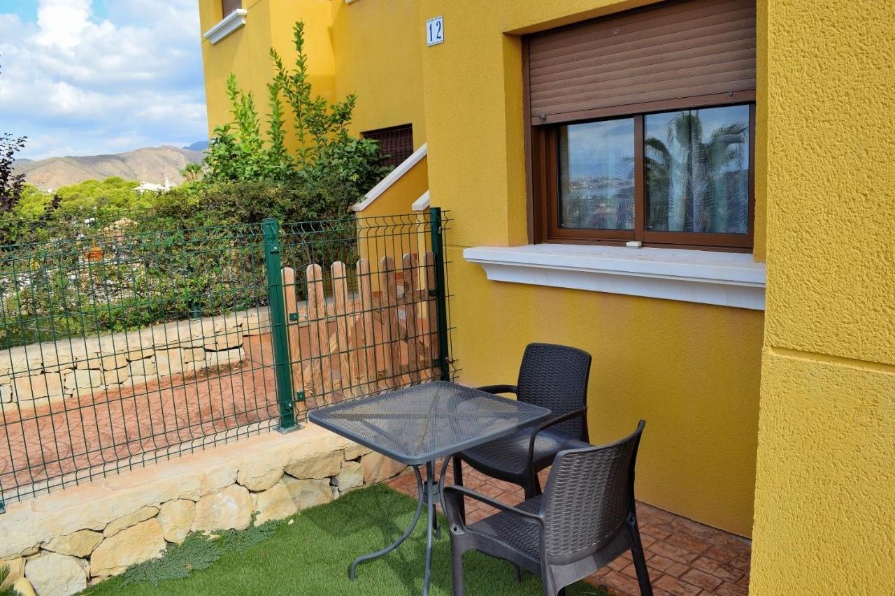 Apartamento Con Hermoso Jardin Y Ac Isla Plana Esterno foto