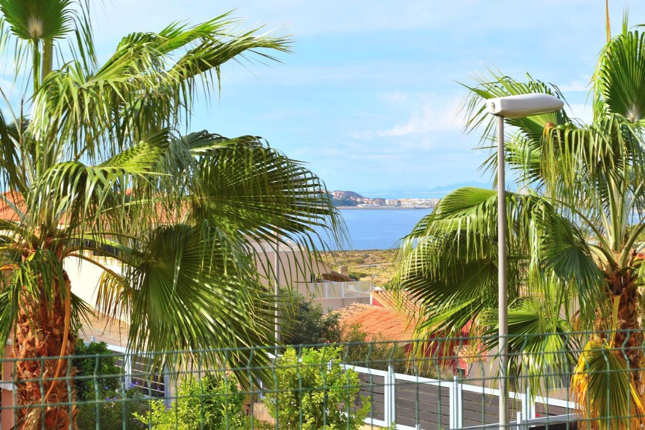 Apartamento Con Hermoso Jardin Y Ac Isla Plana Esterno foto